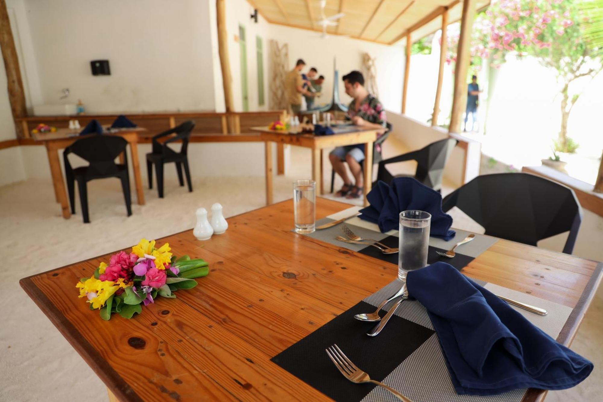 Shifa Lodge Maldives Feridhoo Exteriör bild