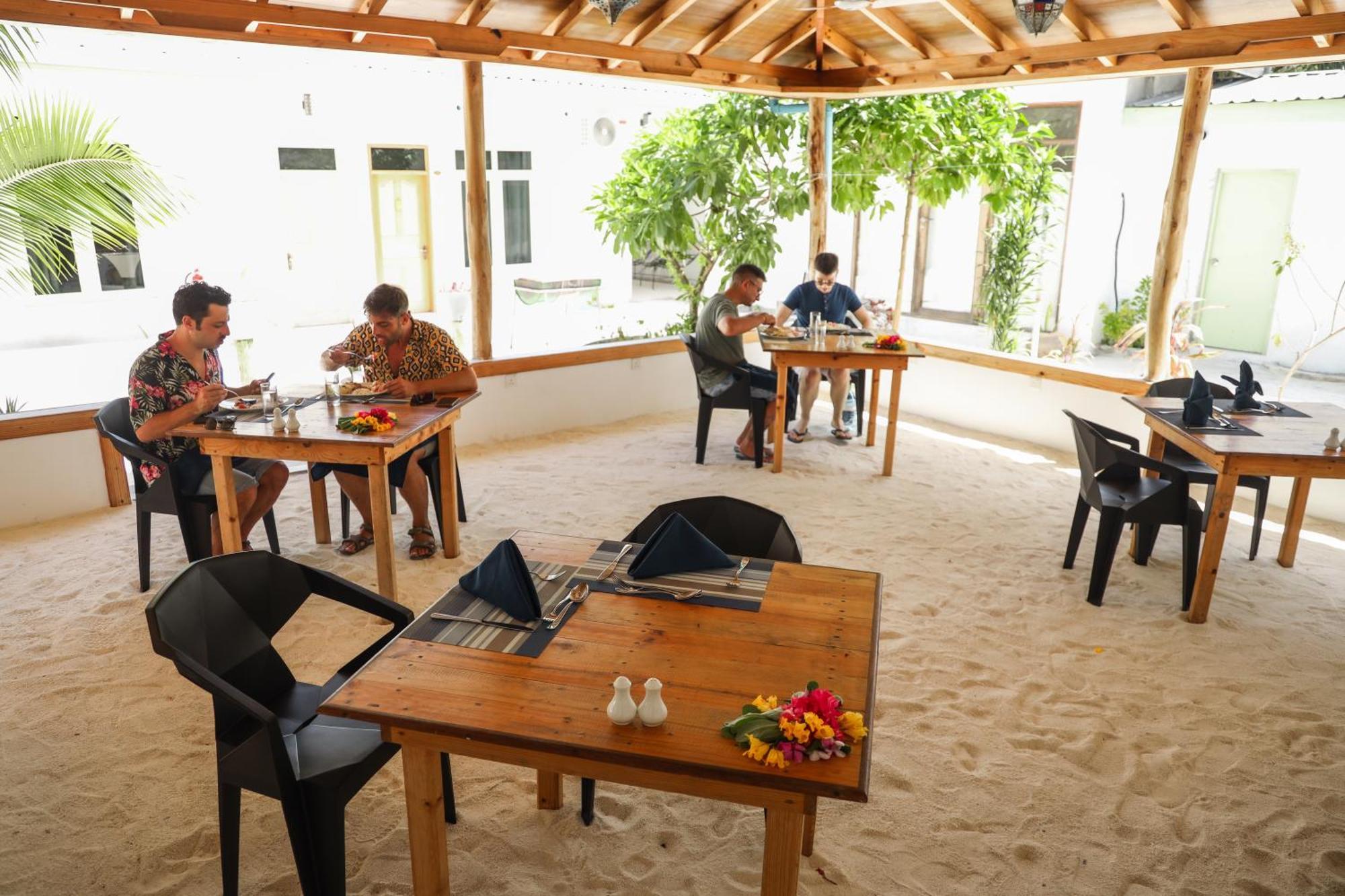 Shifa Lodge Maldives Feridhoo Exteriör bild