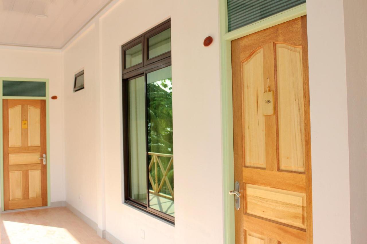 Shifa Lodge Maldives Feridhoo Exteriör bild